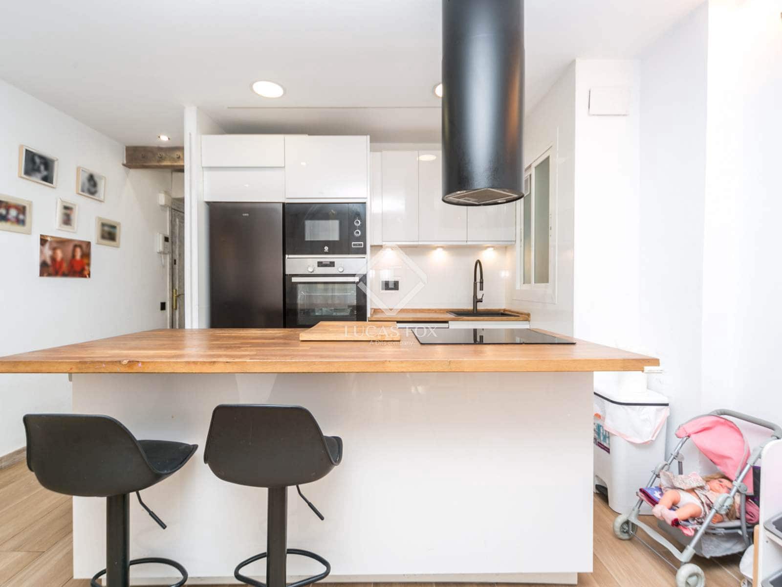 2 soverom Leilighet til salgs i Castelldefels med svømmebasseng garasje - € 469 000 (Ref: 9444967)