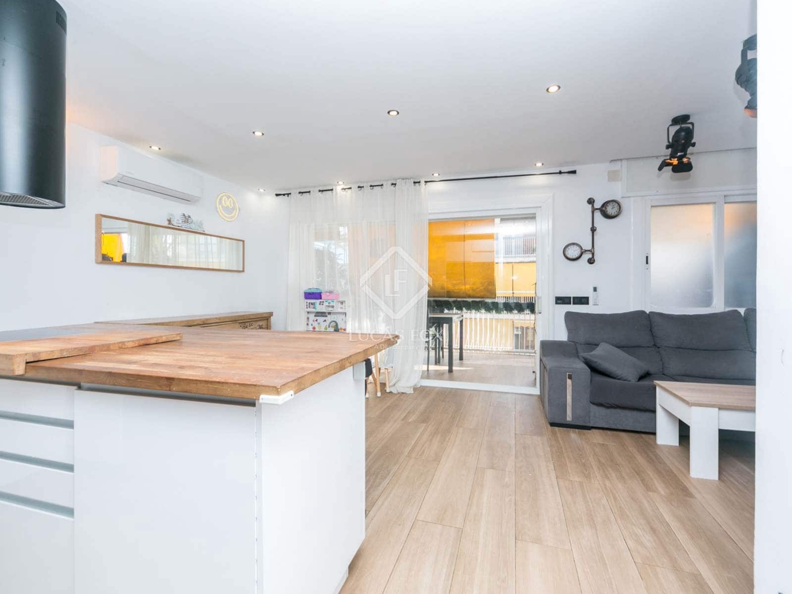 2 soverom Leilighet til salgs i Castelldefels med svømmebasseng garasje - € 469 000 (Ref: 9444967)