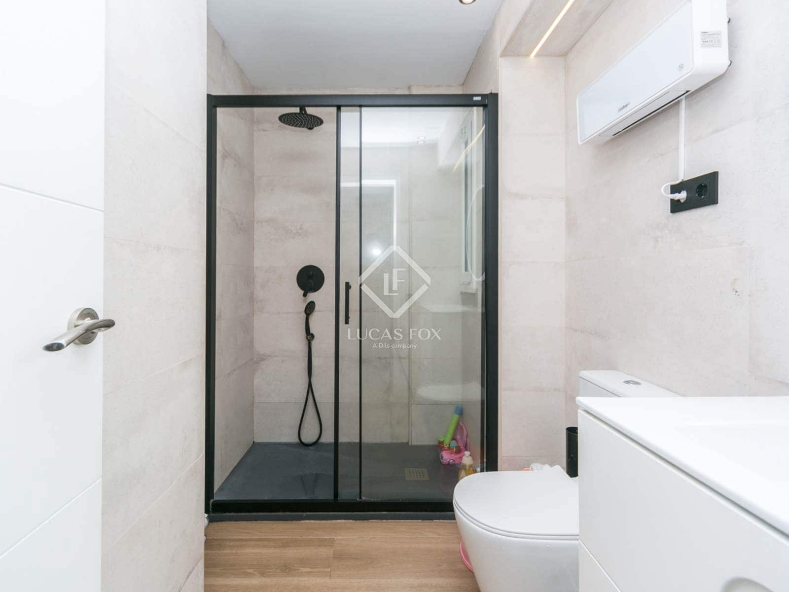 2 soverom Leilighet til salgs i Castelldefels med svømmebasseng garasje - € 469 000 (Ref: 9444967)