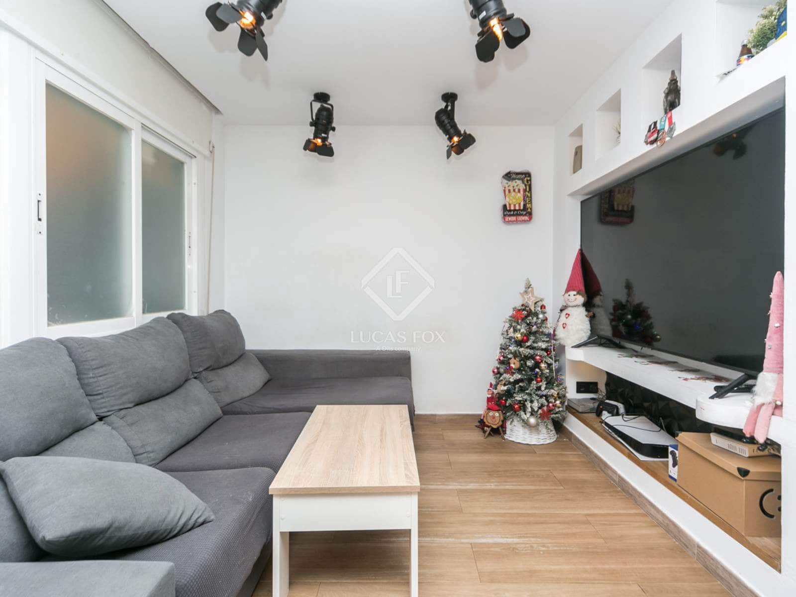 2 soverom Leilighet til salgs i Castelldefels med svømmebasseng garasje - € 469 000 (Ref: 9444967)