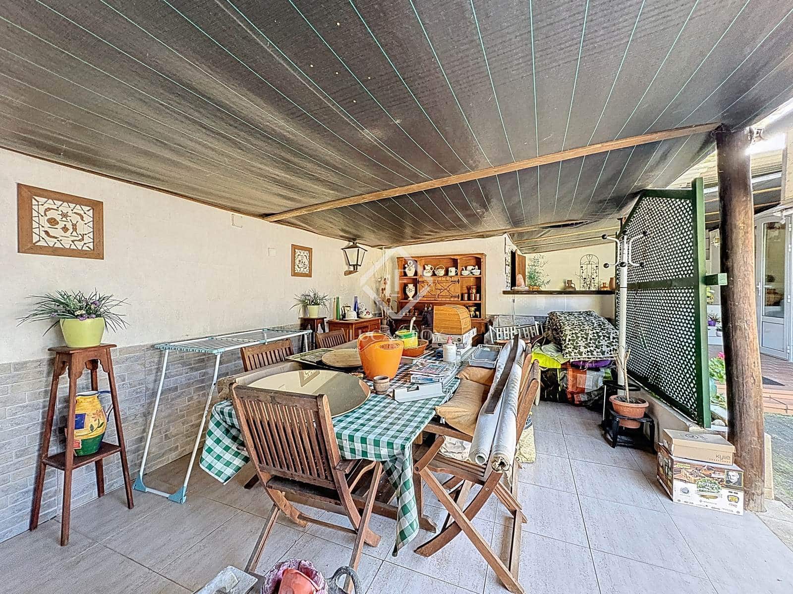 3 slaapkamer Finca/Landhuis te koop in Mahon / Mao met zwembad garage - € 975.000 (Ref: 9444968)