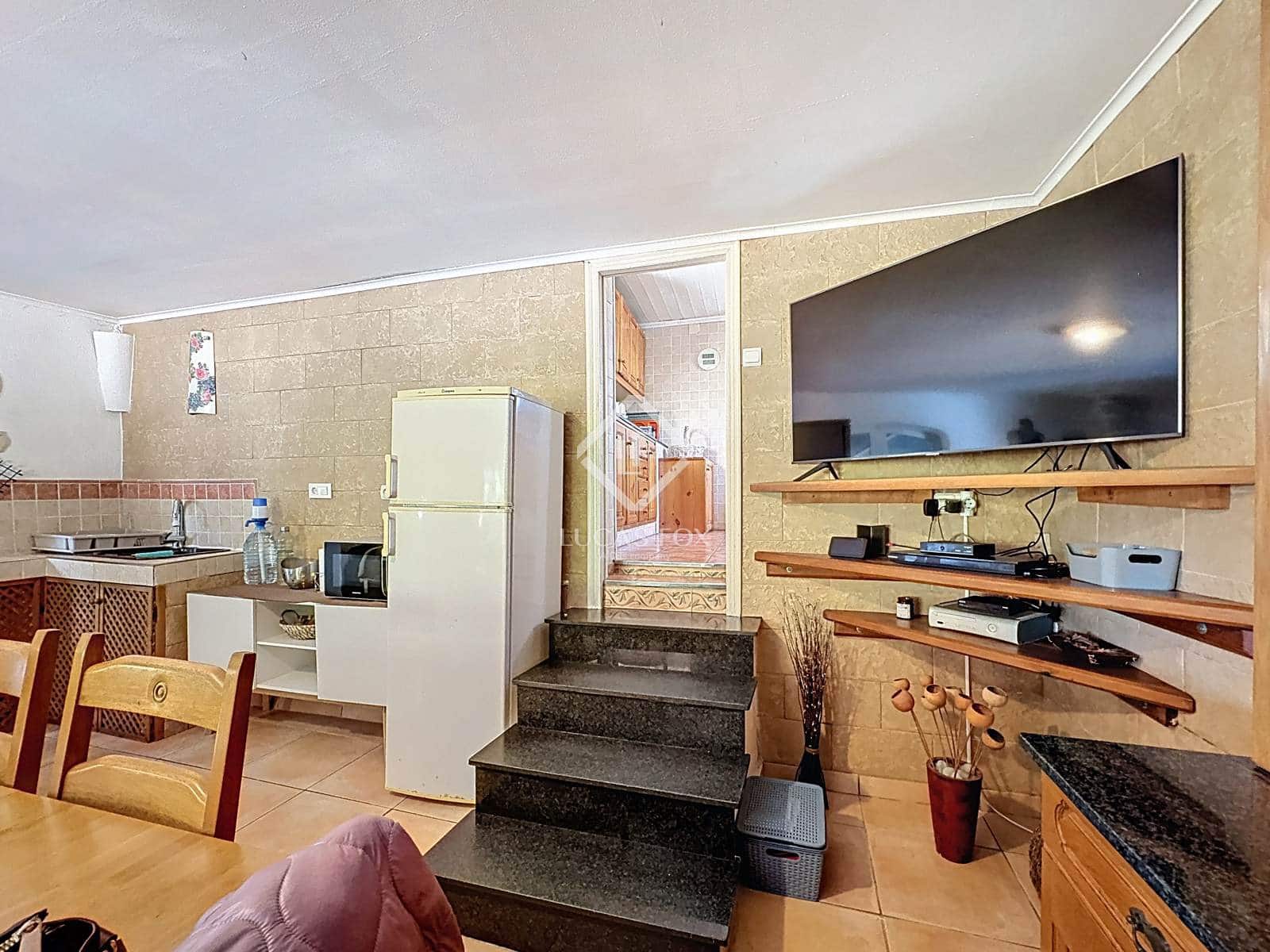 3 slaapkamer Finca/Landhuis te koop in Mahon / Mao met zwembad garage - € 975.000 (Ref: 9444968)