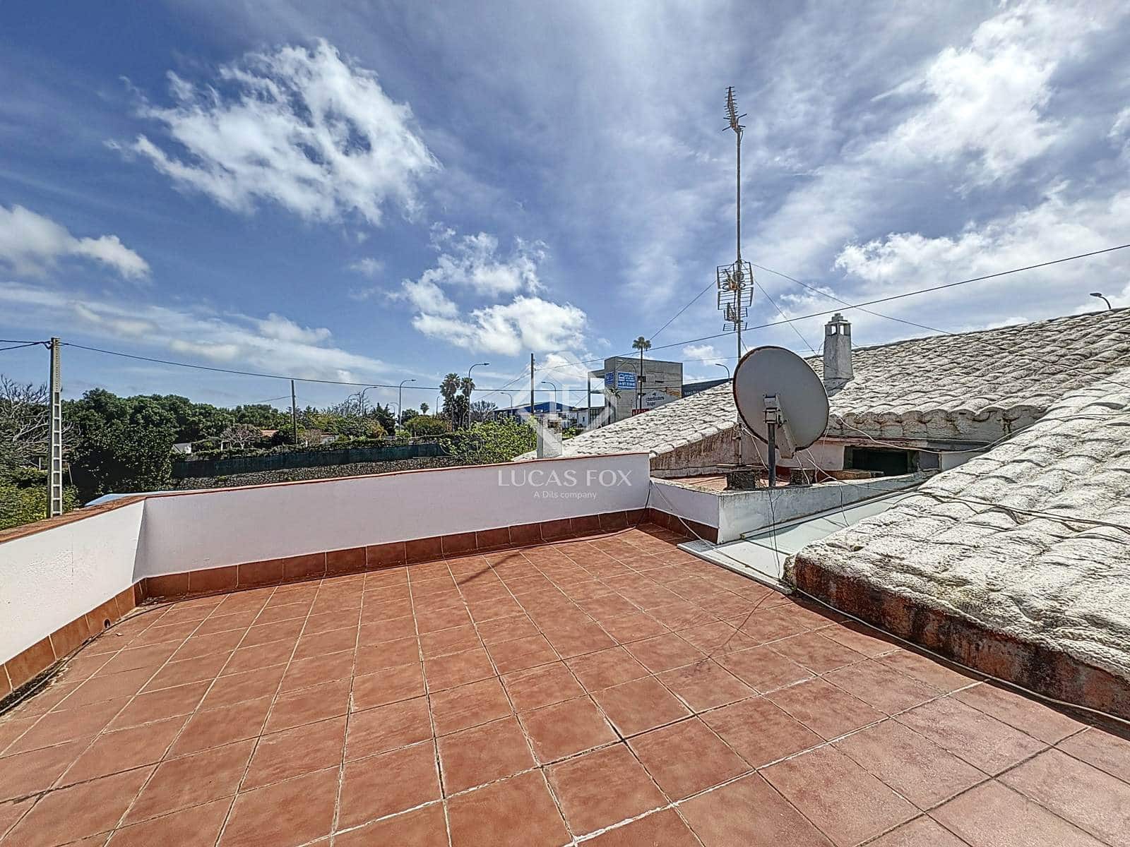 3 slaapkamer Finca/Landhuis te koop in Mahon / Mao met zwembad garage - € 975.000 (Ref: 9444968)