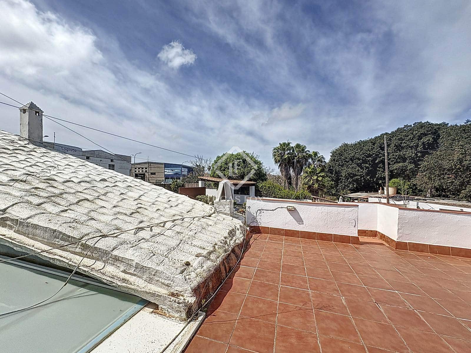 3 slaapkamer Finca/Landhuis te koop in Mahon / Mao met zwembad garage - € 975.000 (Ref: 9444968)