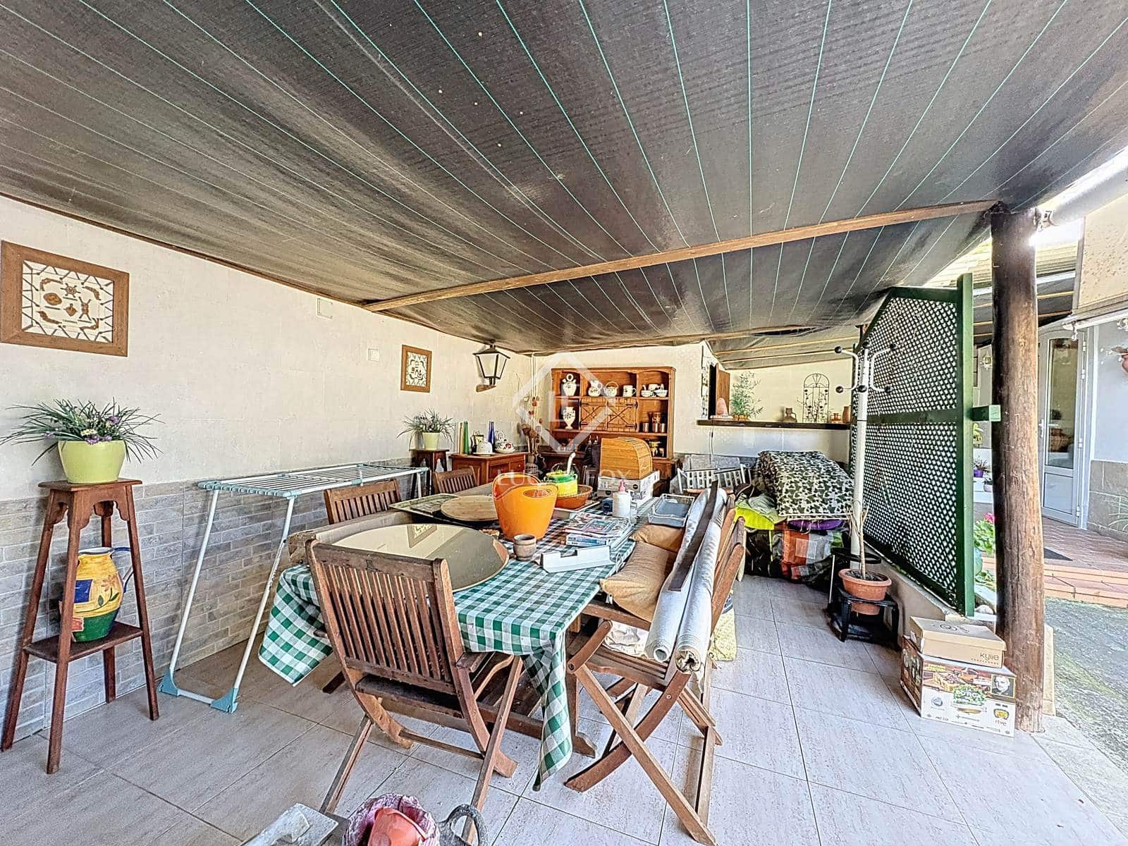 3 slaapkamer Finca/Landhuis te koop in Mahon / Mao met zwembad garage - € 975.000 (Ref: 9444968)