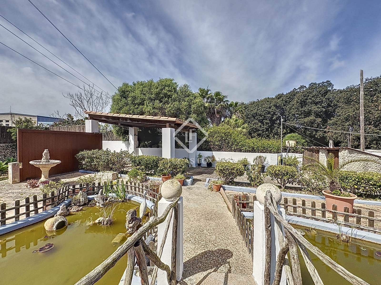 3 slaapkamer Finca/Landhuis te koop in Mahon / Mao met zwembad garage - € 975.000 (Ref: 9444968)