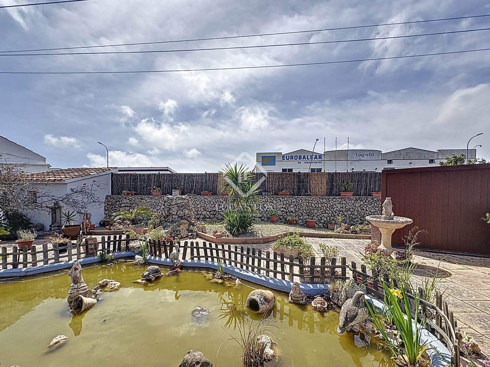 3 slaapkamer Finca/Landhuis te koop in Mahon / Mao met zwembad garage - € 975.000 (Ref: 9444968)