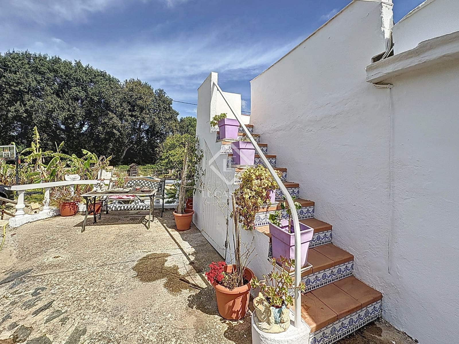 3 slaapkamer Finca/Landhuis te koop in Mahon / Mao met zwembad garage - € 975.000 (Ref: 9444968)