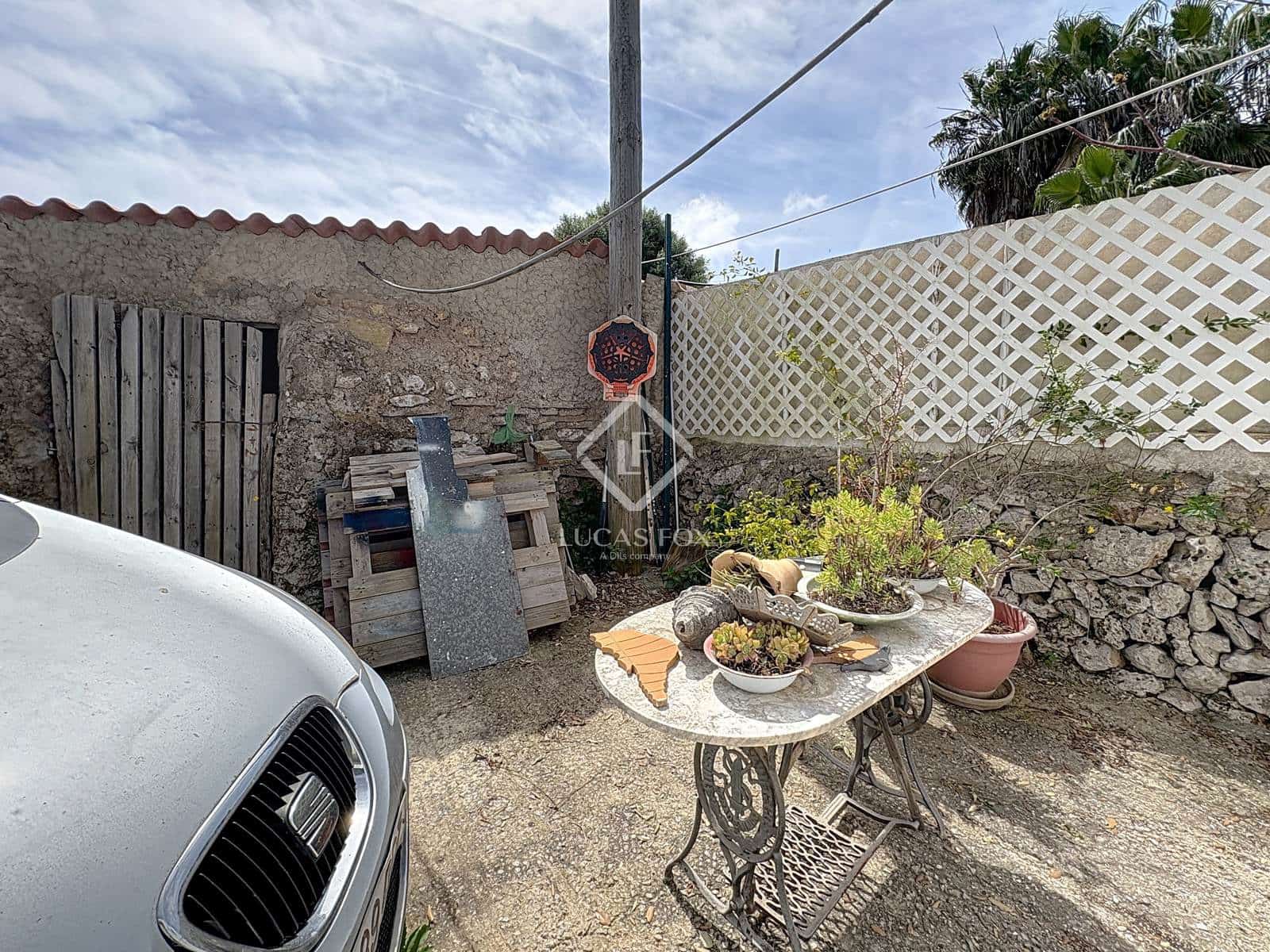 3 slaapkamer Finca/Landhuis te koop in Mahon / Mao met zwembad garage - € 975.000 (Ref: 9444968)