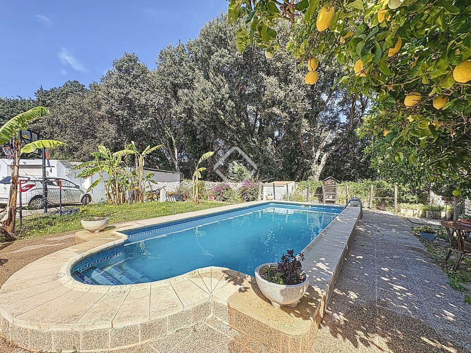 3 slaapkamer Finca/Landhuis te koop in Mahon / Mao met zwembad garage - € 975.000 (Ref: 9444968)