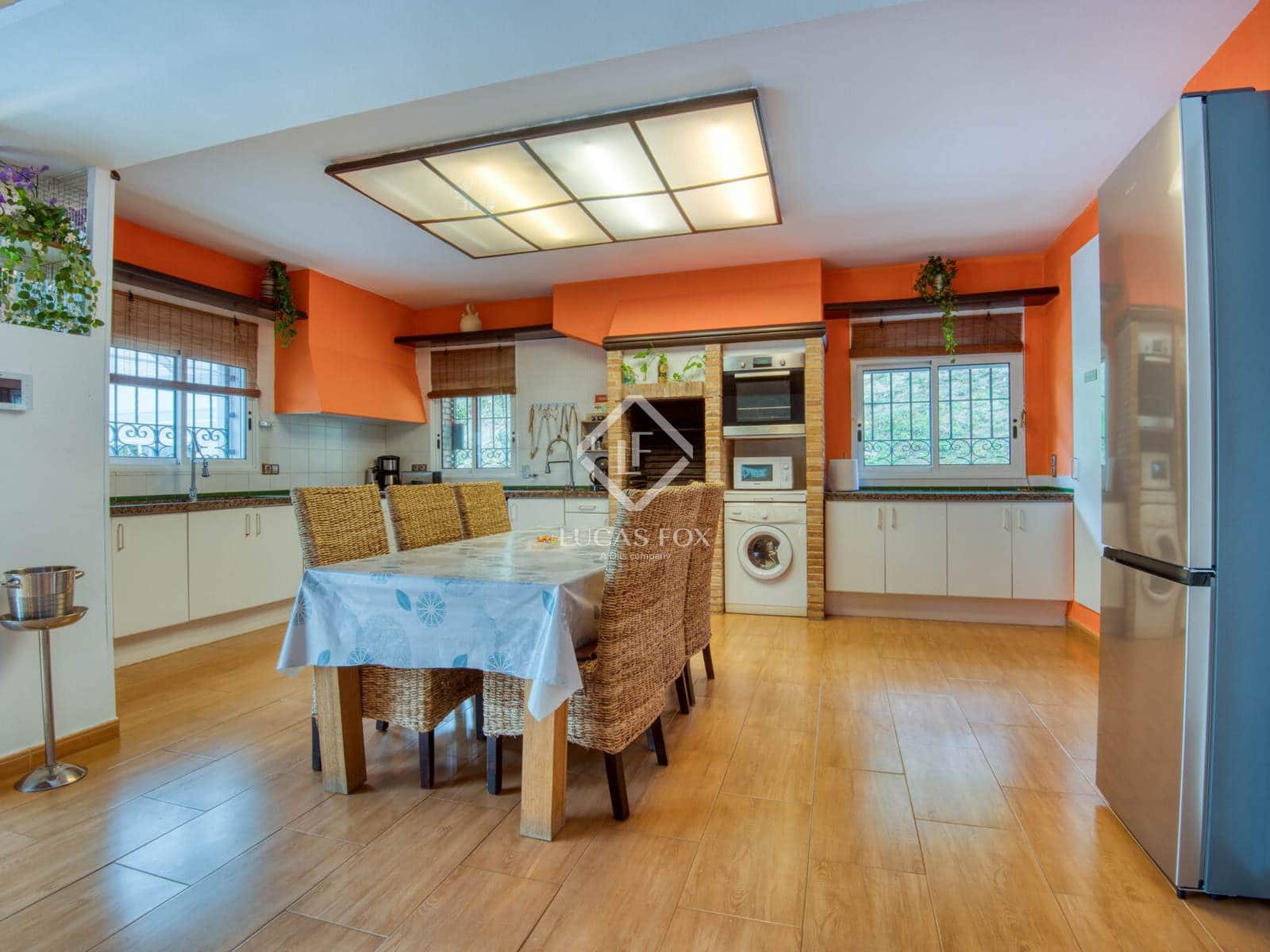 4 sypialnia Willa na sprzedaż w Santa Cristina d'Aro z basenem garażem - 799 000 € (Ref: 9444969)