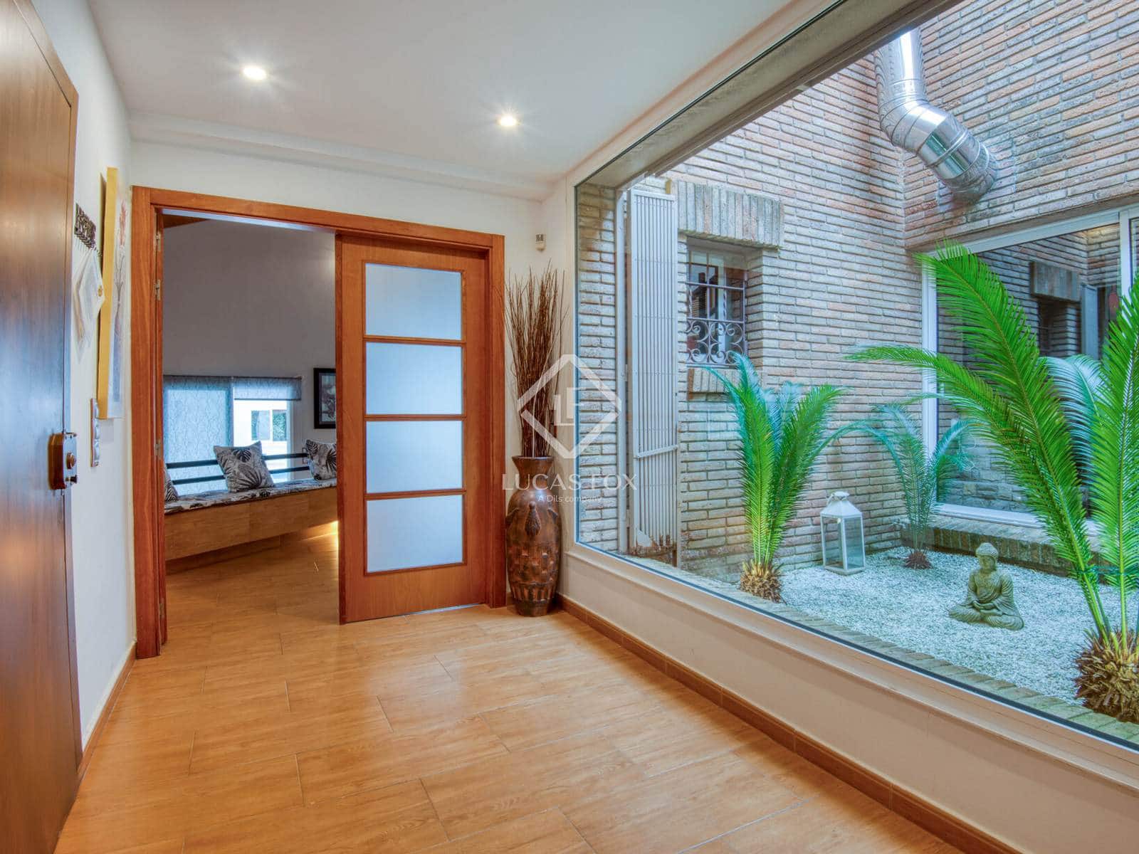 4 sypialnia Willa na sprzedaż w Santa Cristina d'Aro z basenem garażem - 799 000 € (Ref: 9444969)