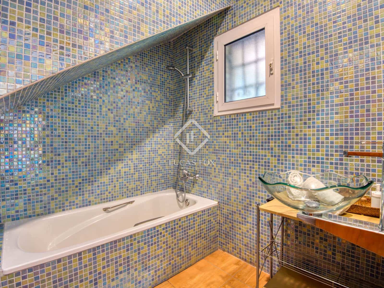 4 sypialnia Willa na sprzedaż w Santa Cristina d'Aro z basenem garażem - 799 000 € (Ref: 9444969)