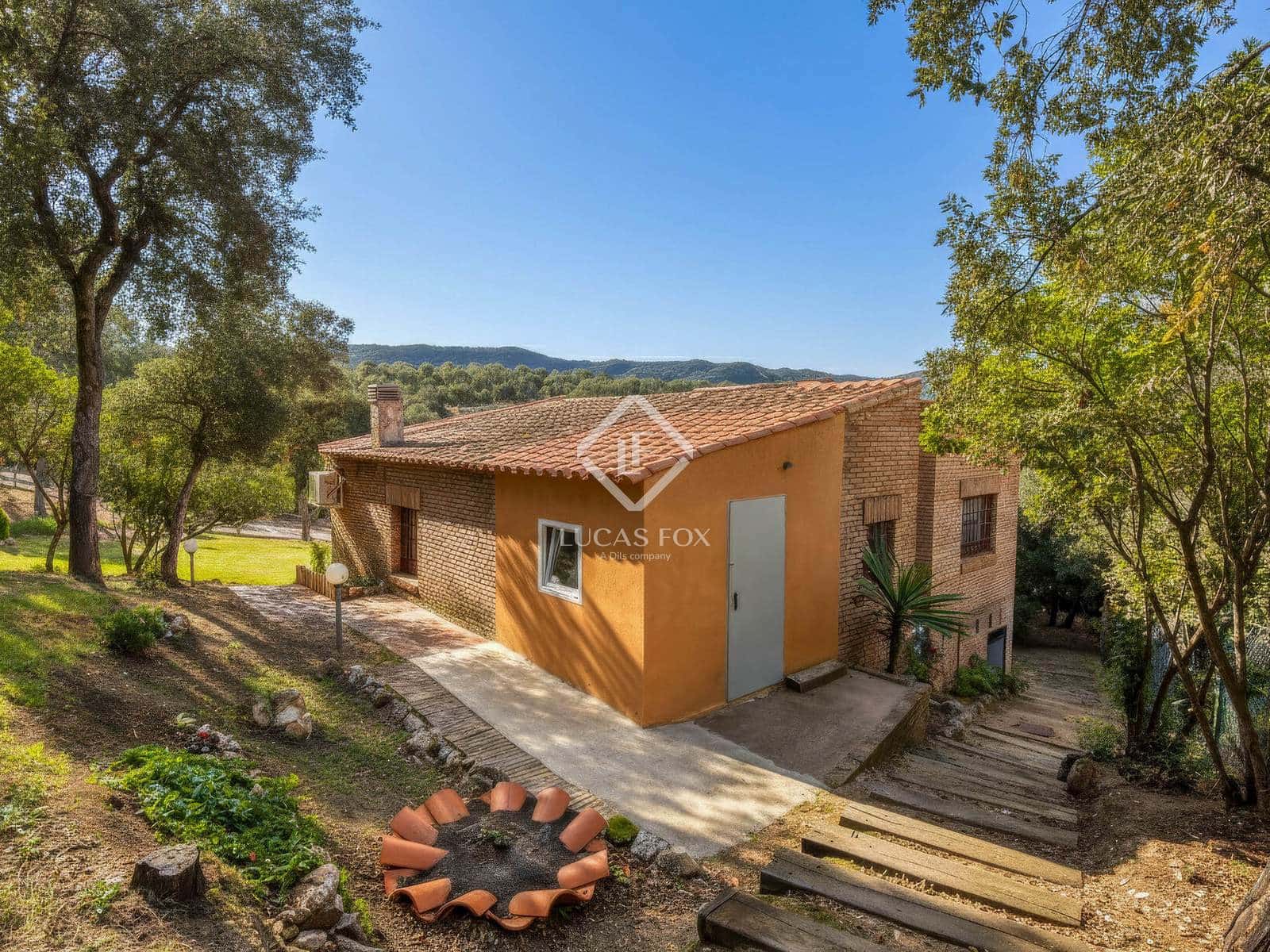 4 sypialnia Willa na sprzedaż w Santa Cristina d'Aro z basenem garażem - 799 000 € (Ref: 9444969)