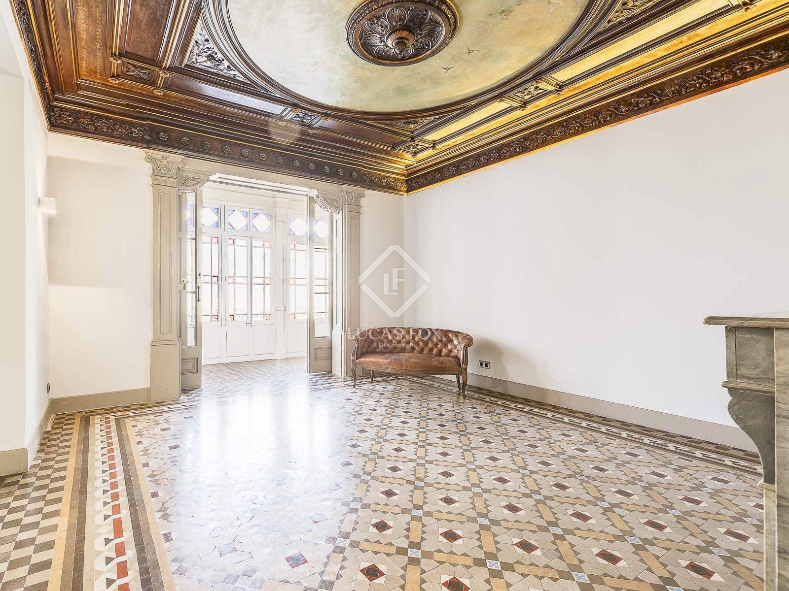 3 slaapkamer Appartement te koop in Barcelona stad - € 2.100.000 (Ref: 9446887)