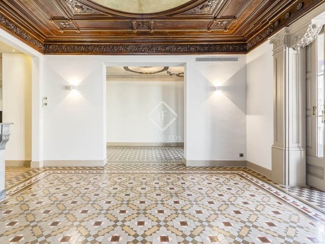 3 slaapkamer Appartement te koop in Barcelona stad - € 2.100.000 (Ref: 9446887)