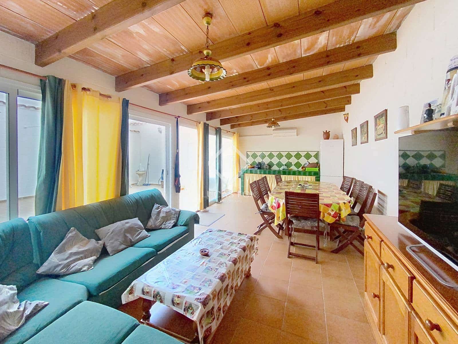 4 slaapkamer Villa te koop in Es Castell - € 570.000 (Ref: 9447009)