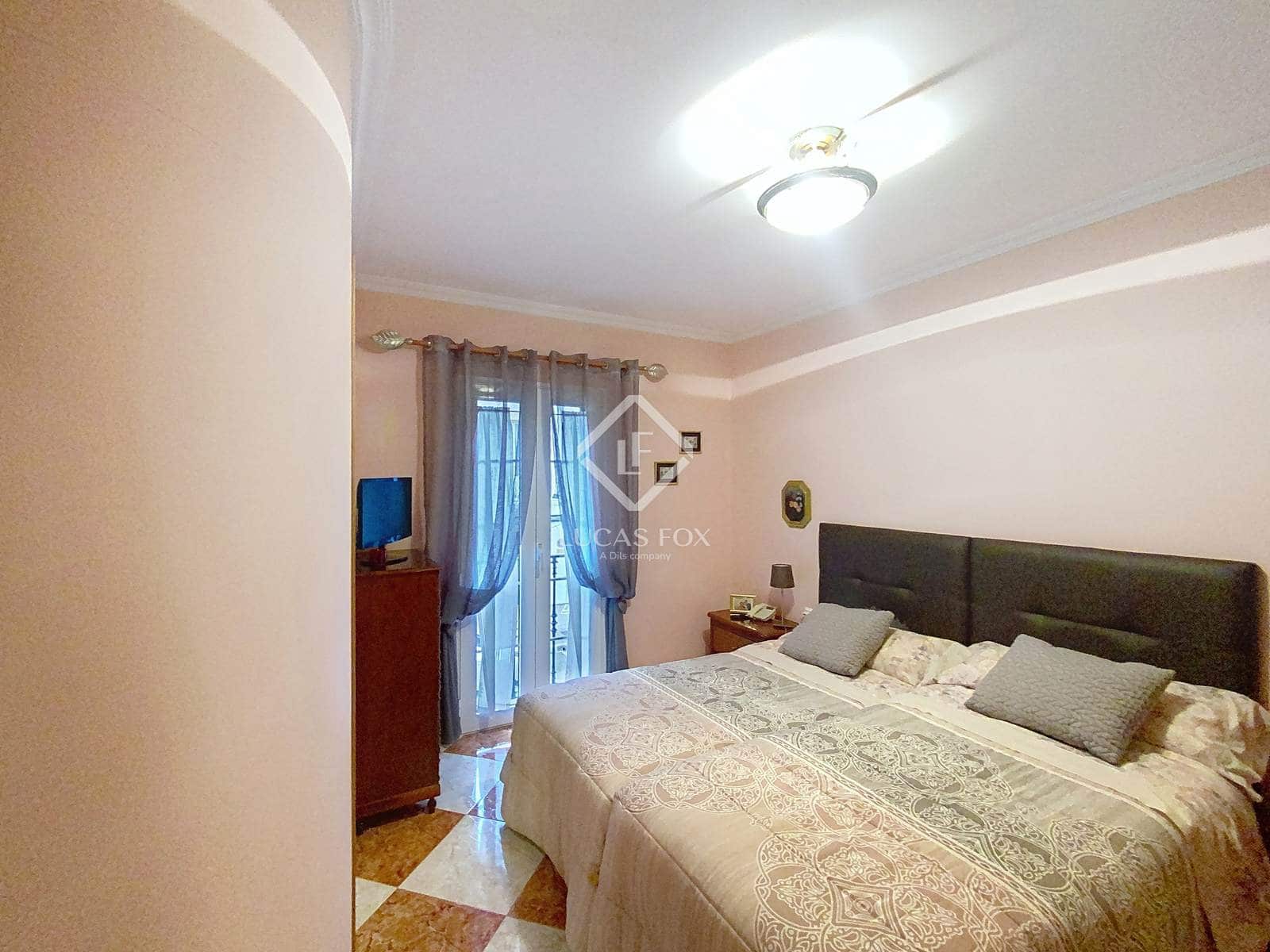 4 slaapkamer Villa te koop in Es Castell - € 570.000 (Ref: 9447009)