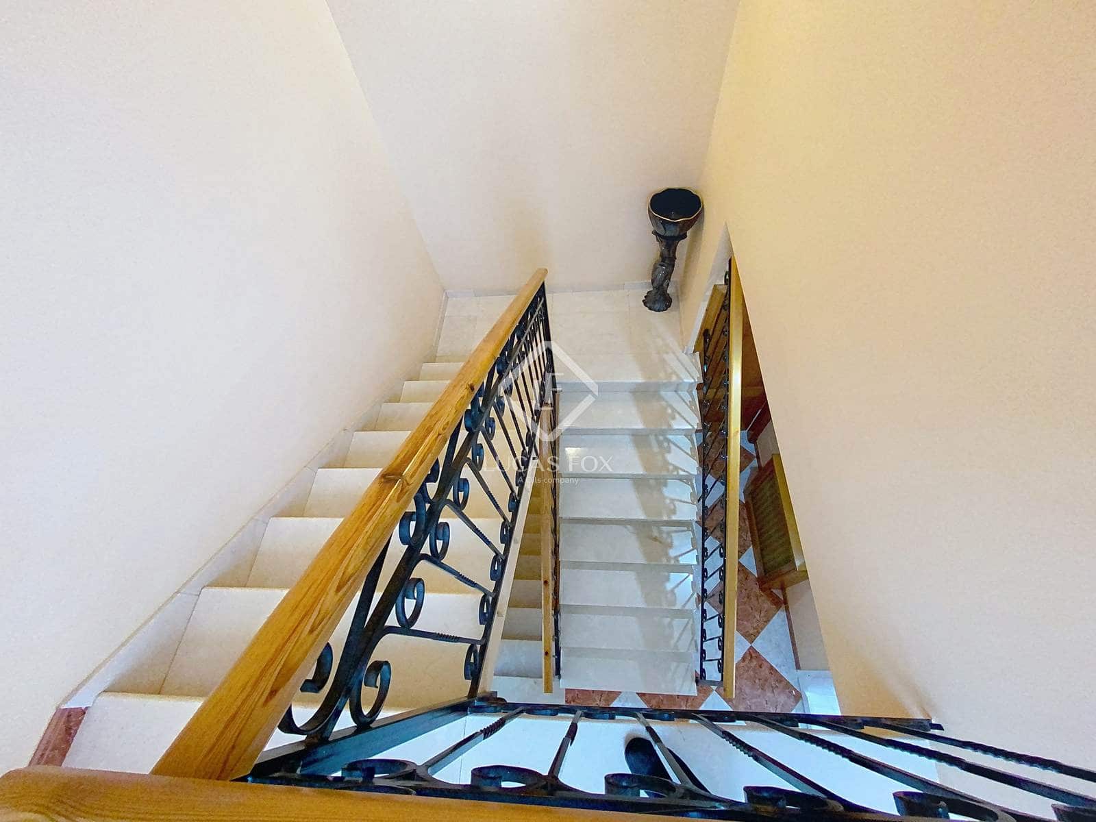 4 slaapkamer Villa te koop in Es Castell - € 570.000 (Ref: 9447009)