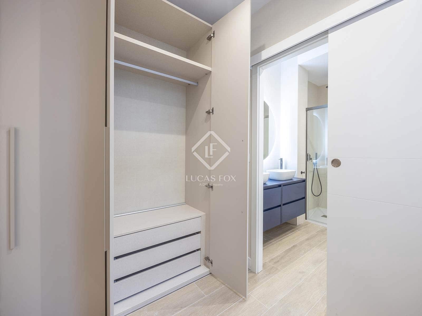 2 bedroom Apartment for rent in Valencia city - € 2,700 (Ref: 9447010)