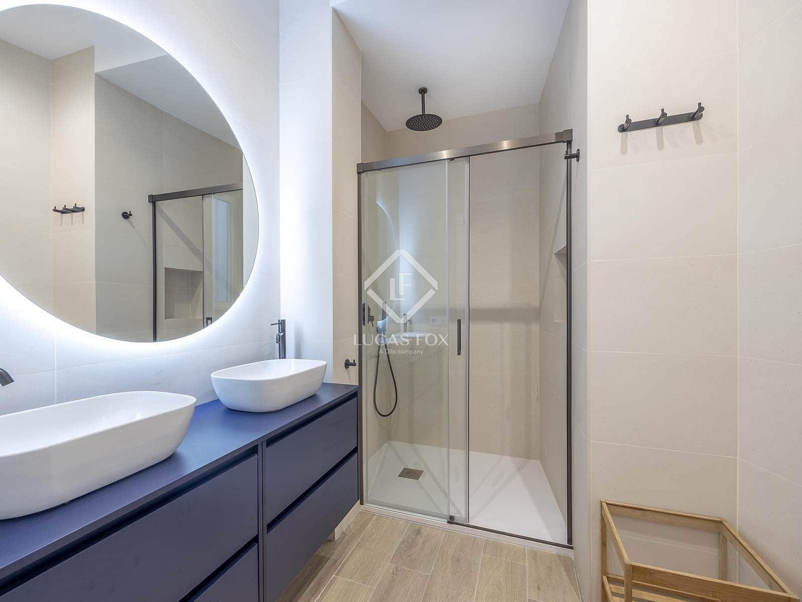 2 bedroom Apartment for rent in Valencia city - € 2,700 (Ref: 9447010)