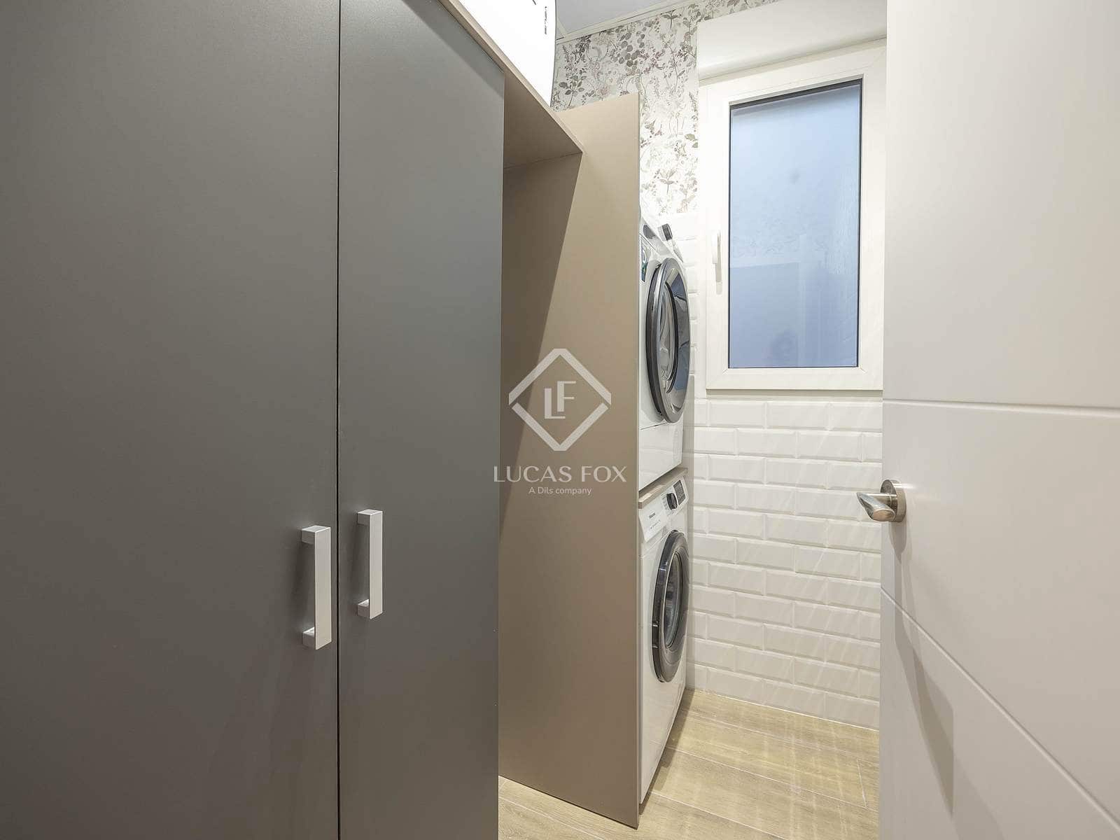 2 bedroom Apartment for rent in Valencia city - € 2,700 (Ref: 9447010)