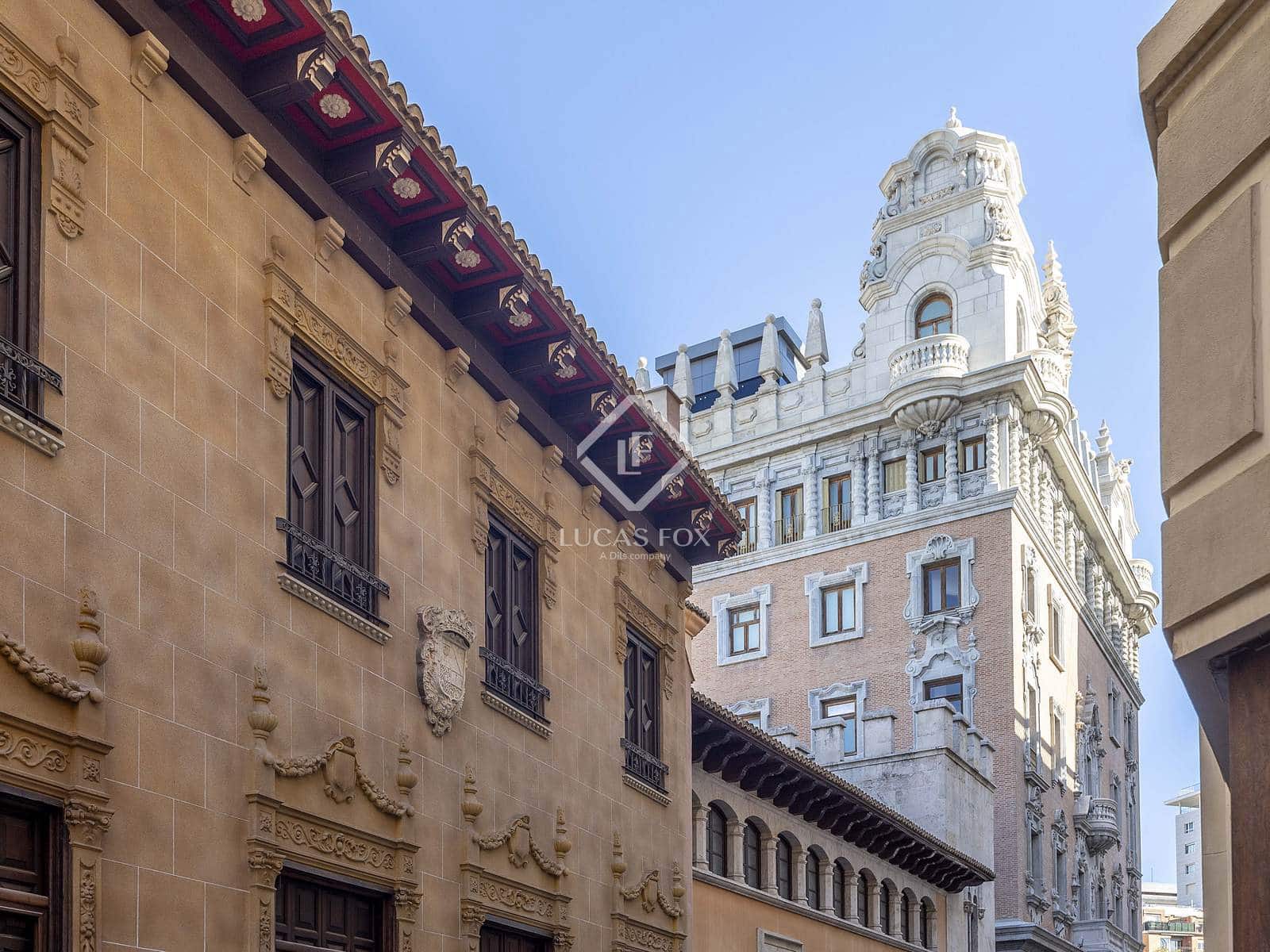 2 bedroom Apartment for rent in Valencia city - € 2,700 (Ref: 9447010)