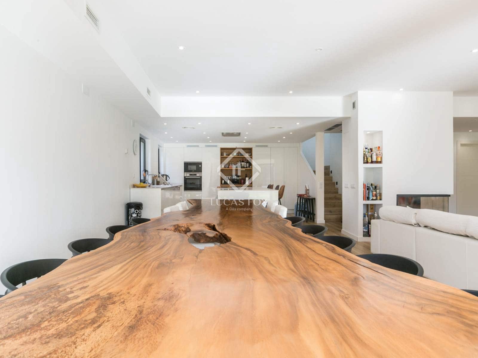 4 quarto Moradia para venda em Gava com piscina - 2 300 000 € (Ref: 9447012)