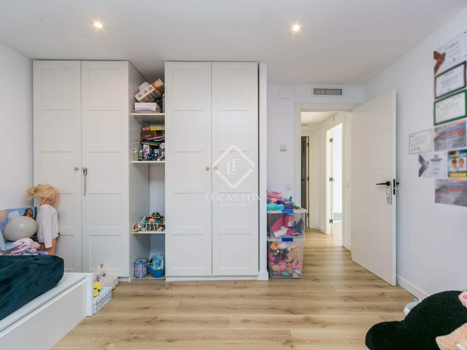 4 quarto Moradia para venda em Gava com piscina - 2 300 000 € (Ref: 9447012)