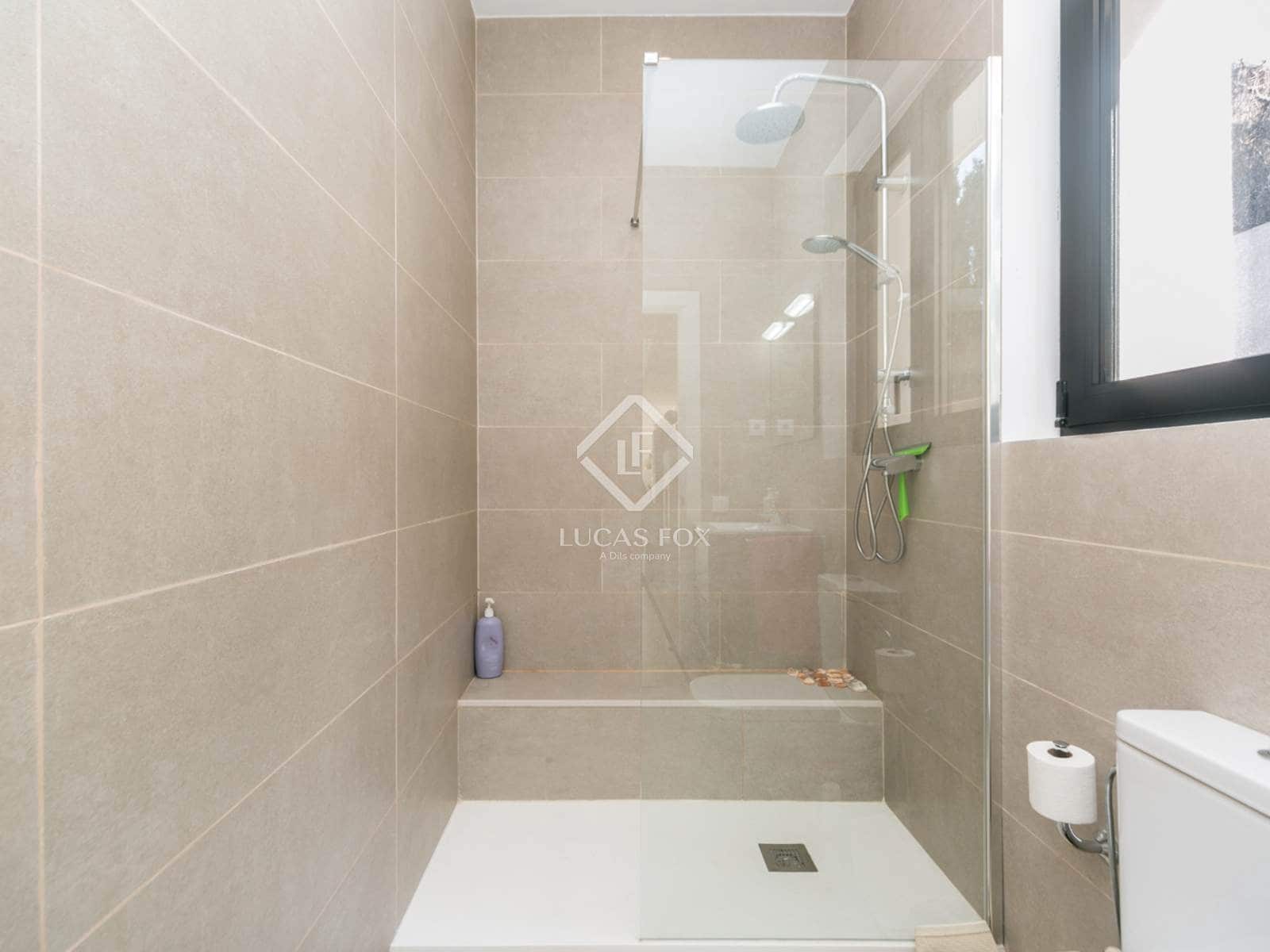 4 quarto Moradia para venda em Gava com piscina - 2 300 000 € (Ref: 9447012)