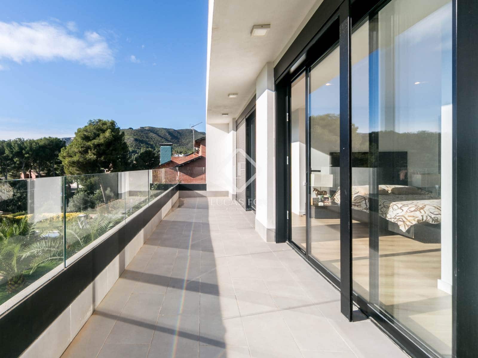 4 quarto Moradia para venda em Gava com piscina - 2 300 000 € (Ref: 9447012)