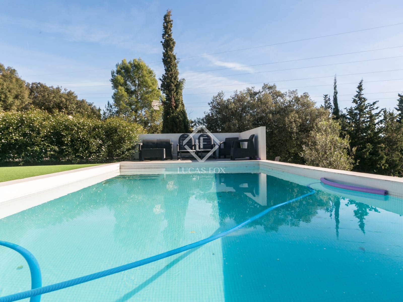 4 quarto Moradia para venda em Gava com piscina - 2 300 000 € (Ref: 9447012)