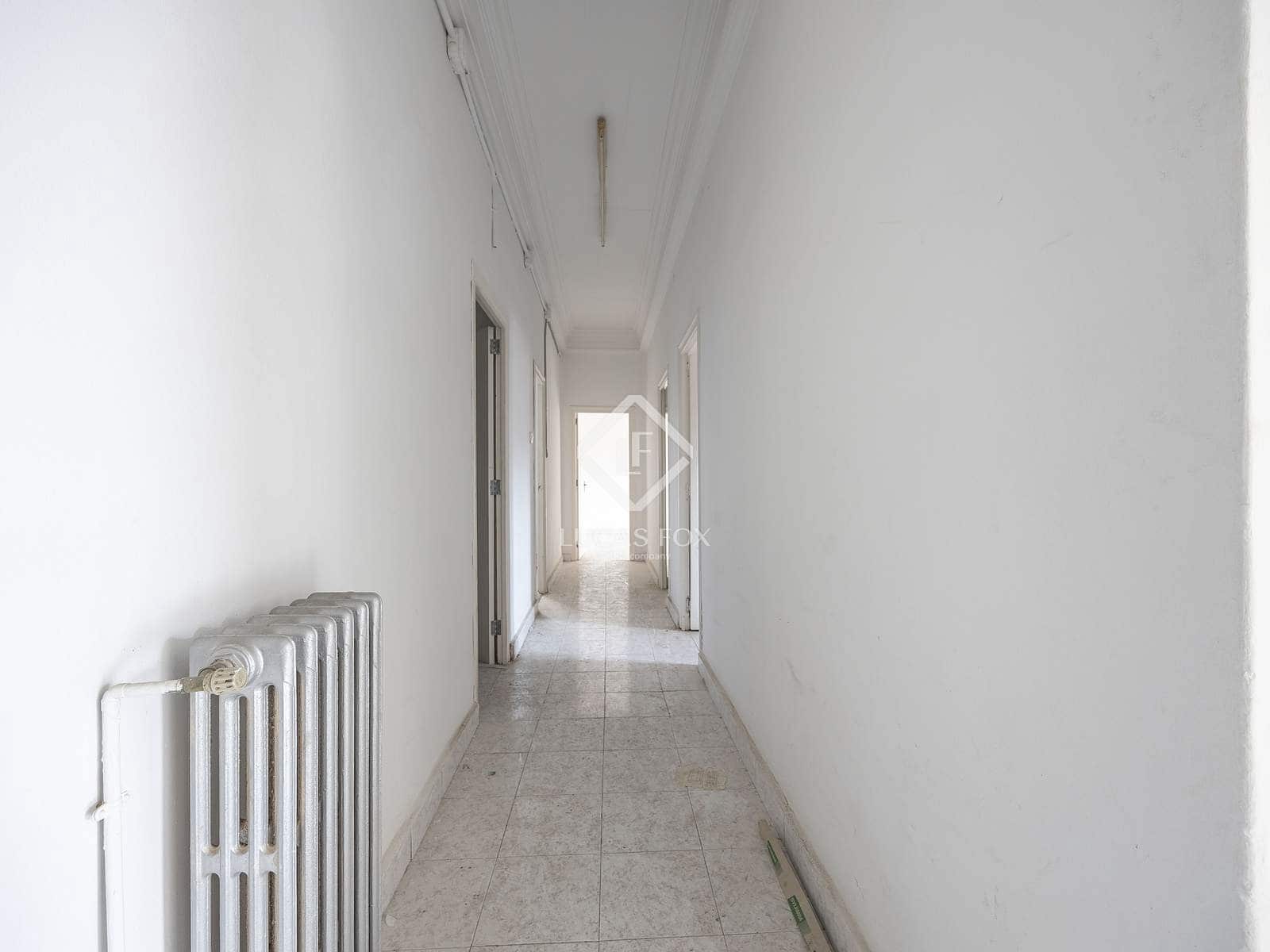 4 slaapkamer Appartement te koop in Valencia stad - € 1.315.000 (Ref: 9447013)