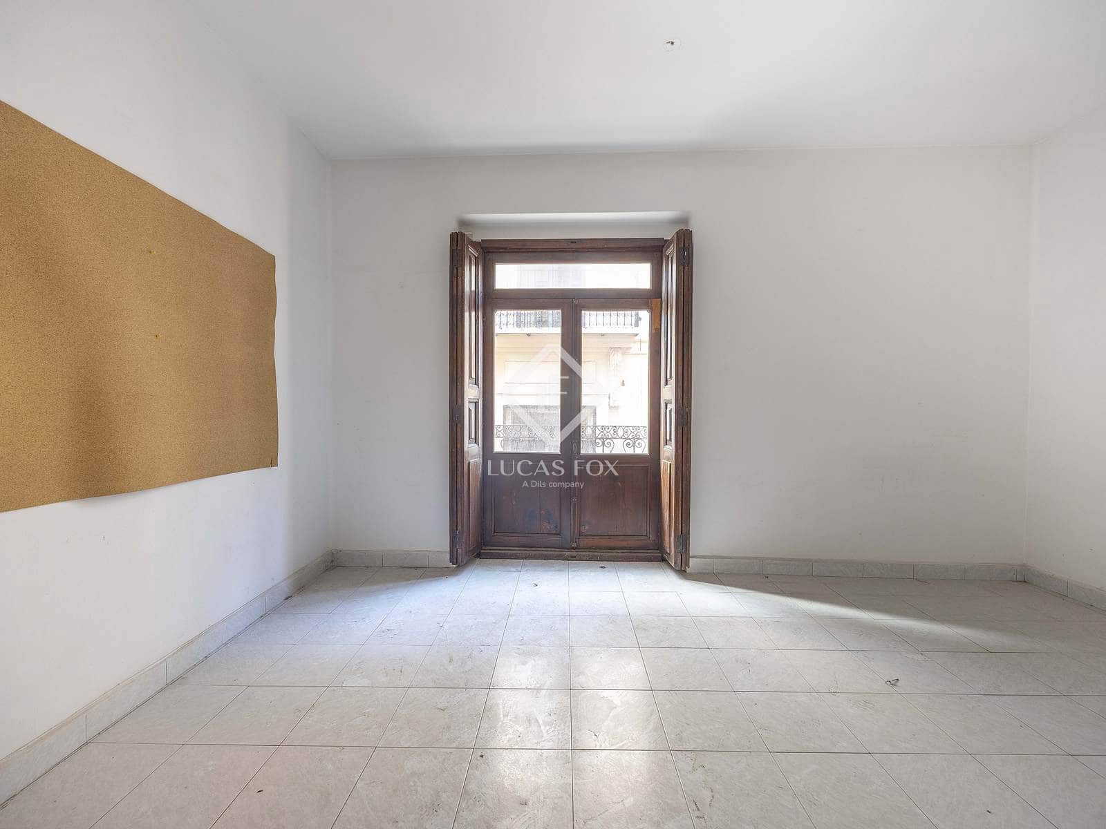 4 slaapkamer Appartement te koop in Valencia stad - € 1.315.000 (Ref: 9447013)