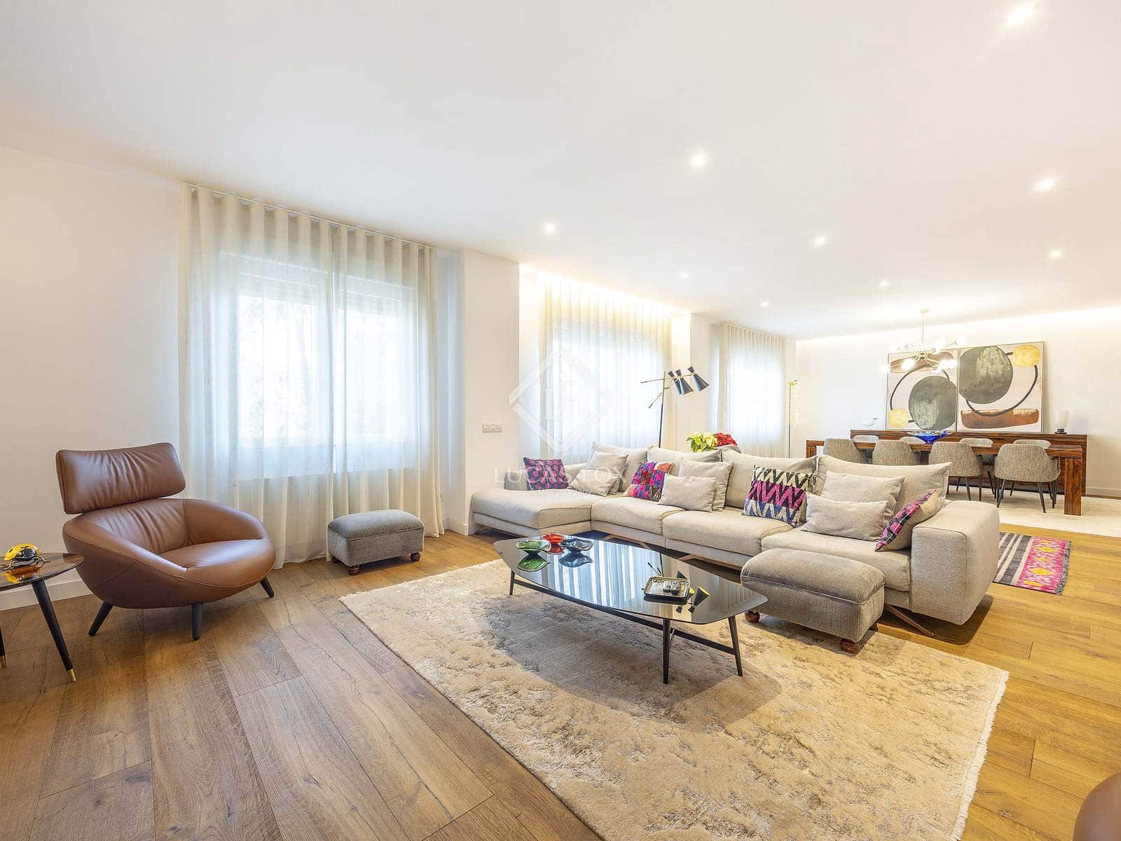 4 slaapkamer Appartement te koop in Valencia stad - € 1.690.000 (Ref: 9447423)