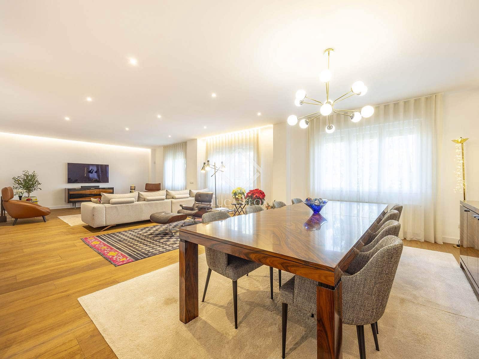 4 slaapkamer Appartement te koop in Valencia stad - € 1.690.000 (Ref: 9447423)