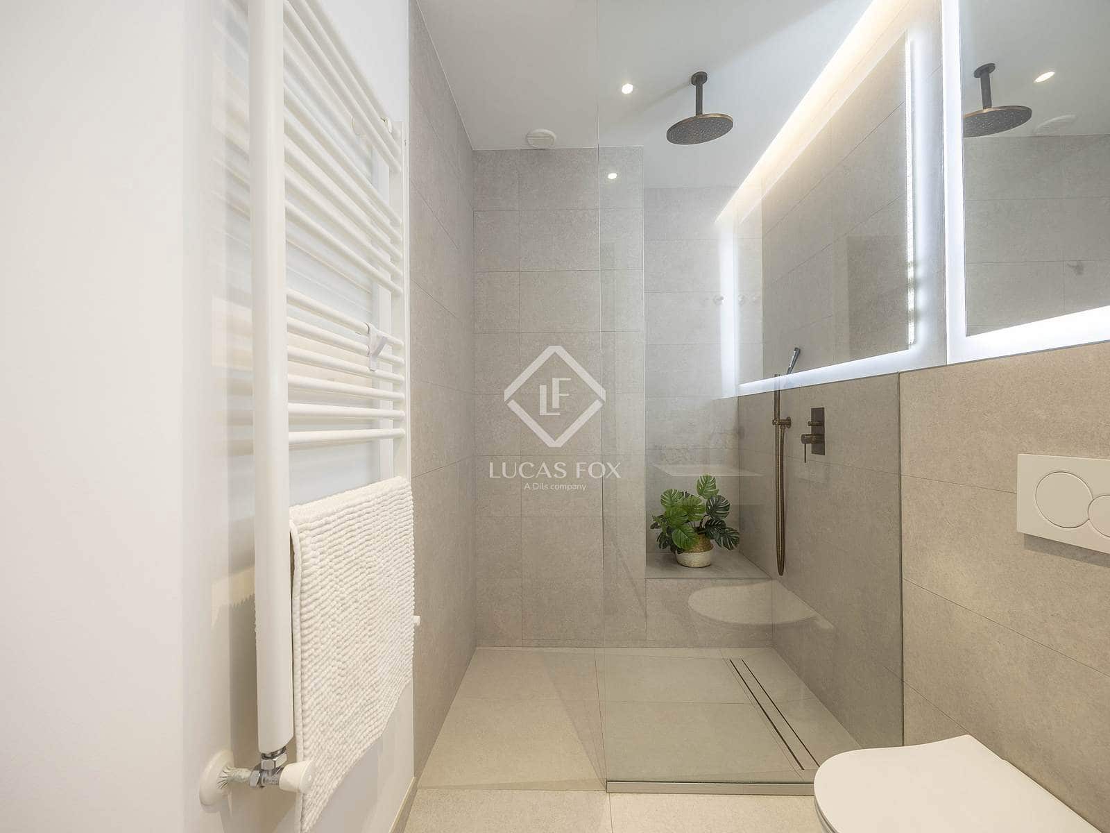 4 slaapkamer Appartement te koop in Valencia stad - € 1.690.000 (Ref: 9447423)