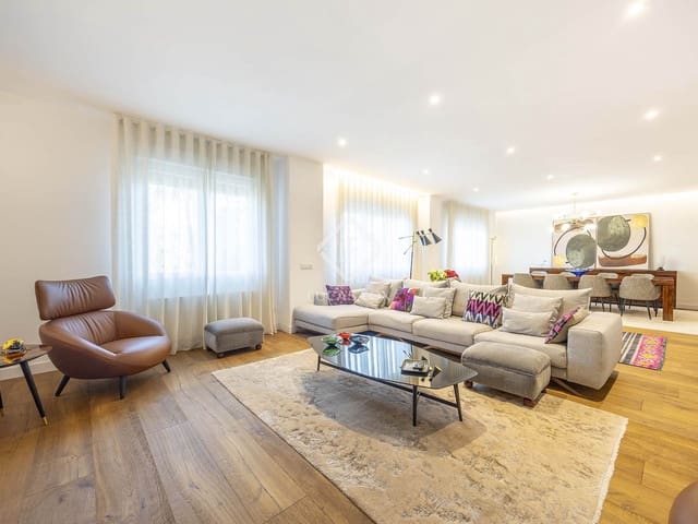 4 slaapkamer Appartement te koop in Valencia stad - € 1.690.000 (Ref: 9447423)