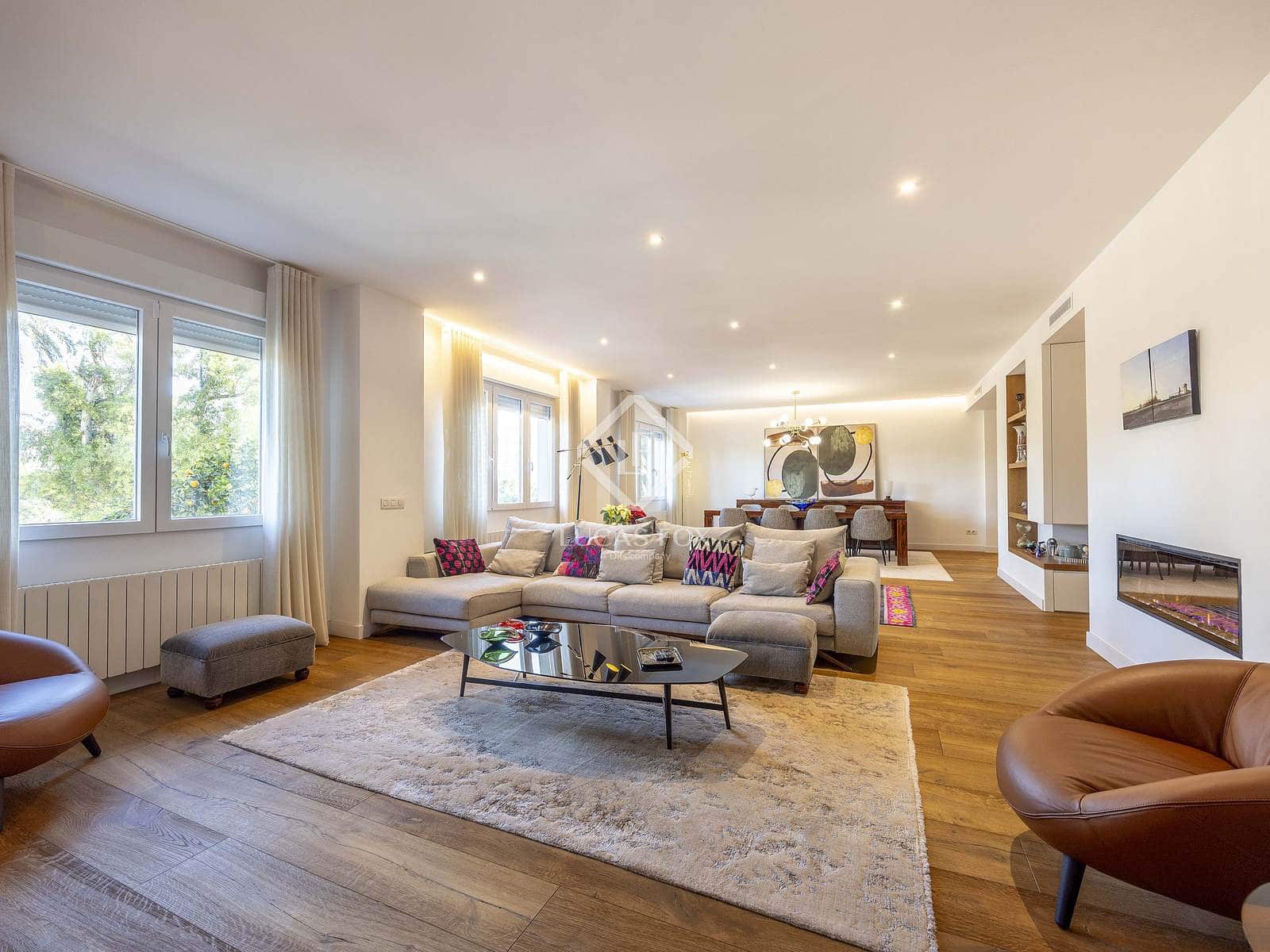 4 slaapkamer Appartement te koop in Valencia stad - € 1.690.000 (Ref: 9447423)