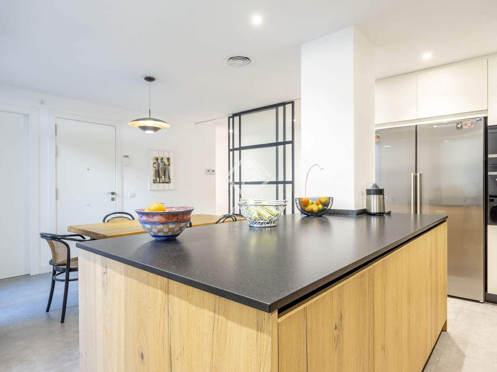 4 slaapkamer Appartement te koop in Valencia stad - € 1.690.000 (Ref: 9447423)