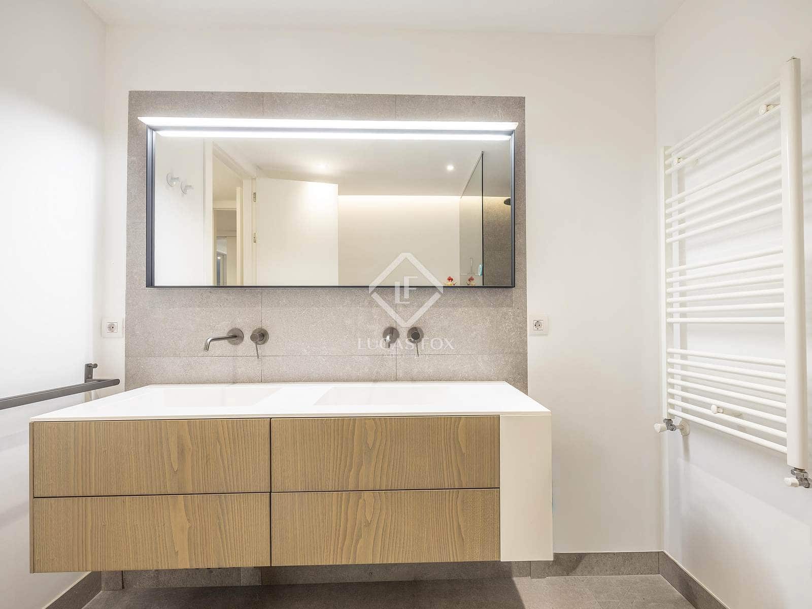 4 slaapkamer Appartement te koop in Valencia stad - € 1.690.000 (Ref: 9447423)