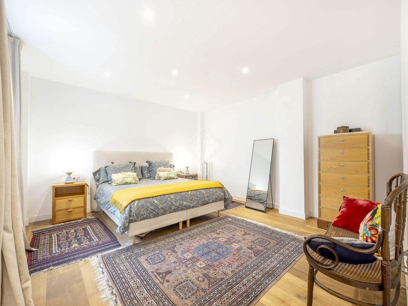 4 slaapkamer Appartement te koop in Valencia stad - € 1.690.000 (Ref: 9447423)