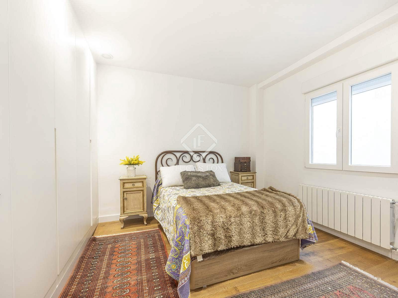 4 slaapkamer Appartement te koop in Valencia stad - € 1.690.000 (Ref: 9447423)