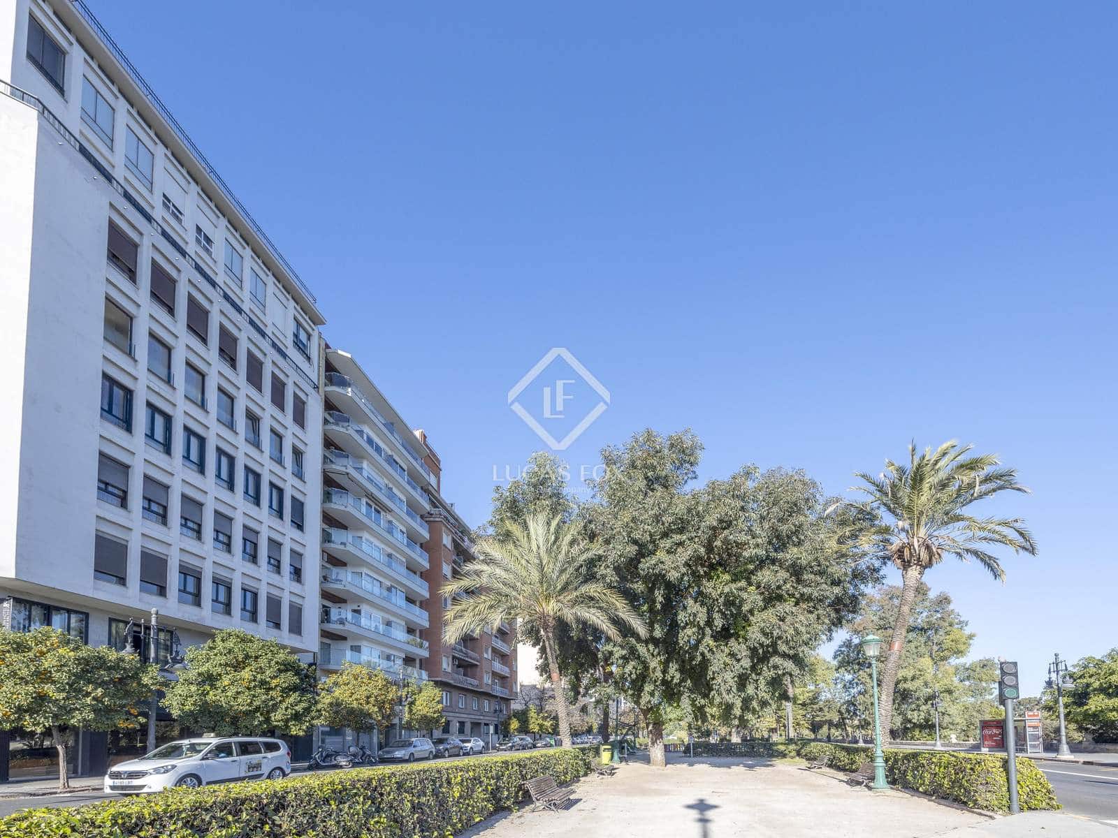4 slaapkamer Appartement te koop in Valencia stad - € 1.690.000 (Ref: 9447423)