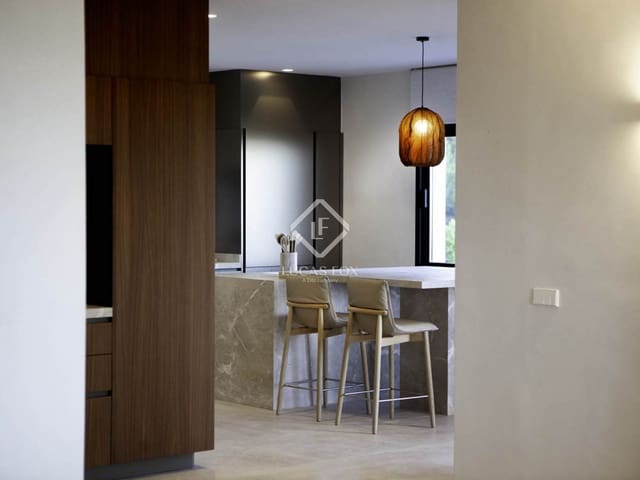 5 makuuhuone Huvila myytävänä paikassa Bunyola mukana uima-altaan 
autotalli - 6 300 000 € (Ref: 9447426)