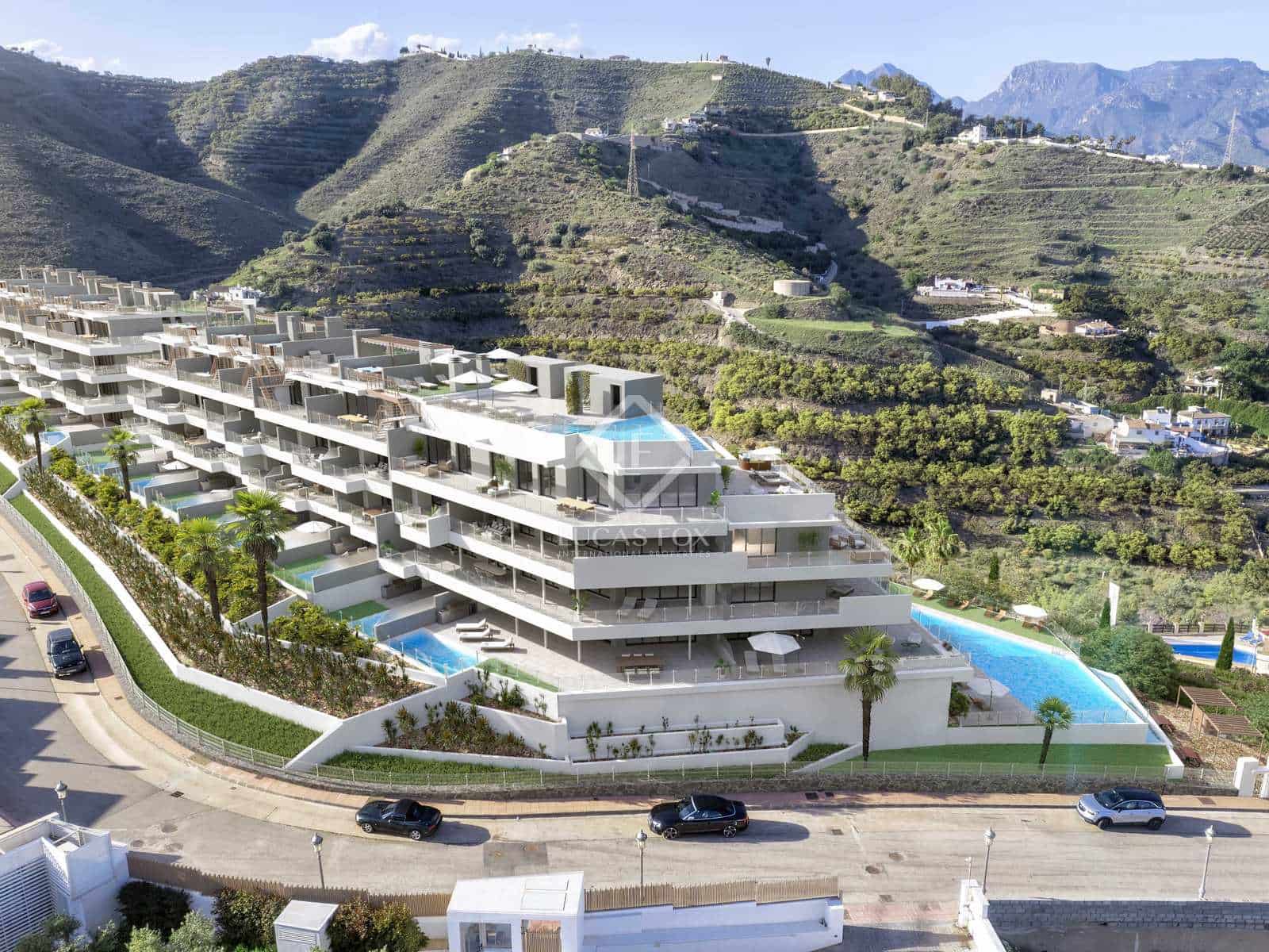 2 slaapkamer Appartement te koop in Torrox met zwembad garage - € 498.900 (Ref: 9447427)