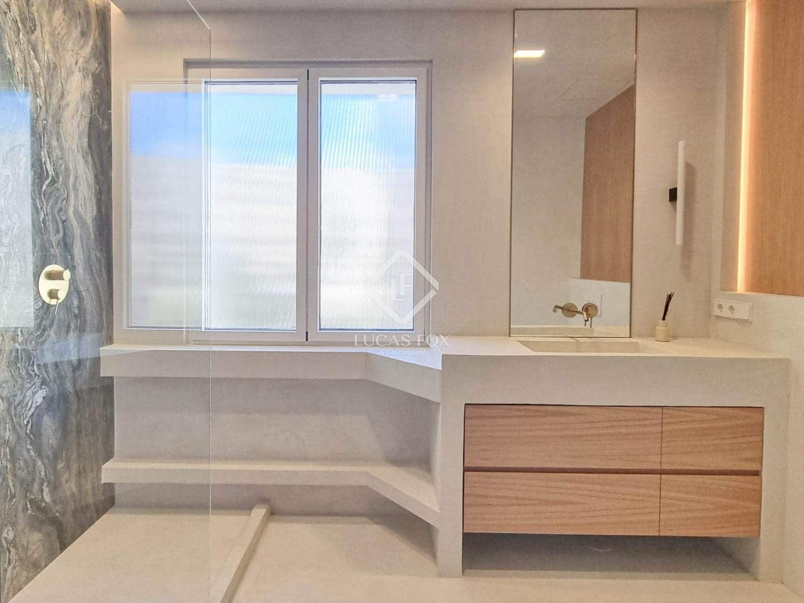 3 soveværelse Lejlighed til salg i Madrid by - € 1.695.000 (Ref: 9449701)