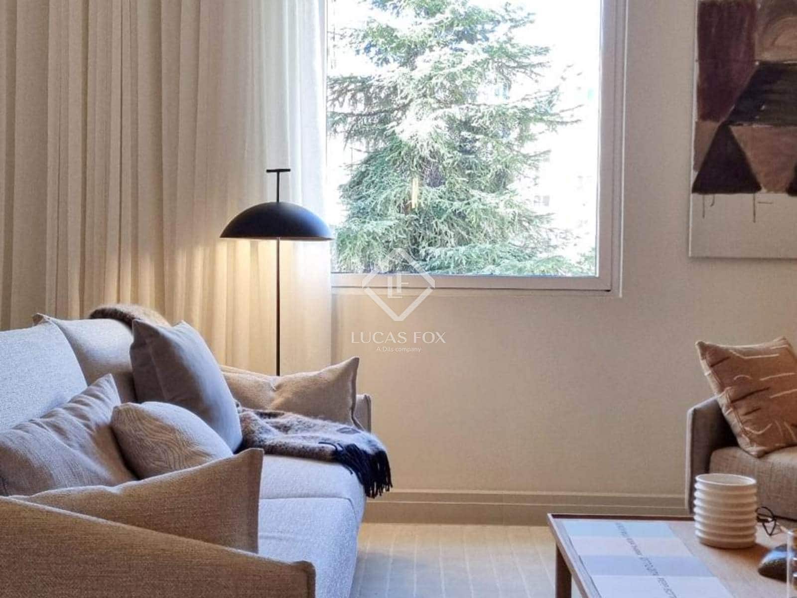 3 soveværelse Lejlighed til salg i Madrid by - € 1.695.000 (Ref: 9449701)