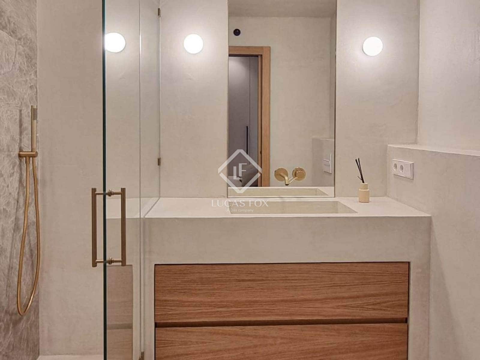 3 soveværelse Lejlighed til salg i Madrid by - € 1.695.000 (Ref: 9449701)