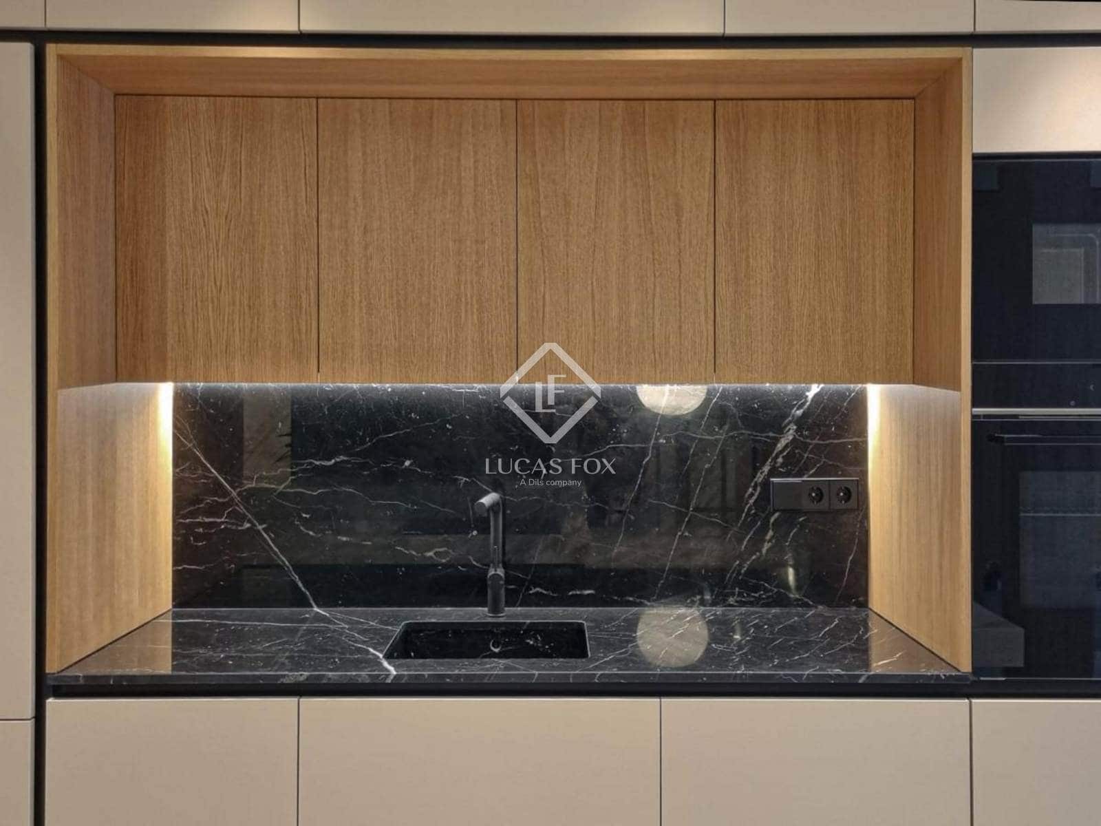 3 soveværelse Lejlighed til salg i Madrid by - € 1.695.000 (Ref: 9449701)